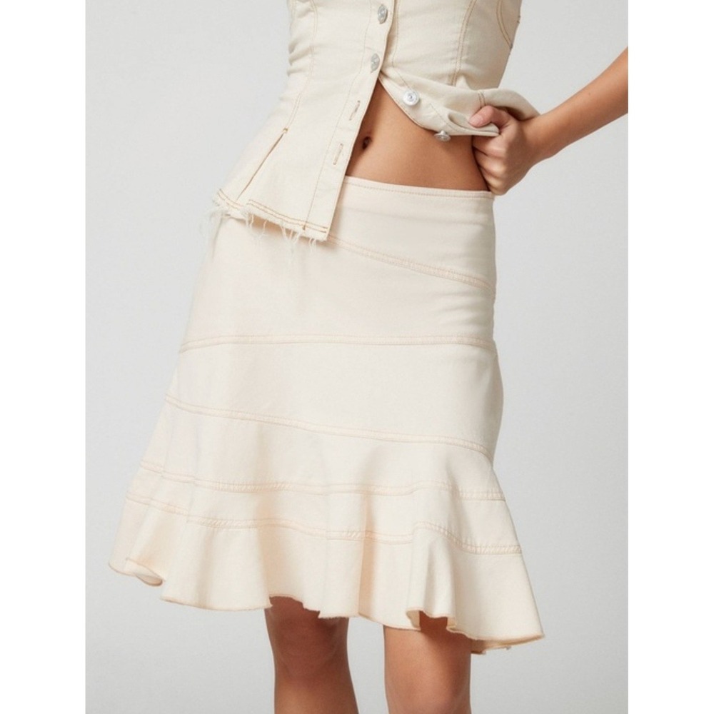 Urban Outfitters Millie Fluted Skirt Small Cream Ivory Y2K Style Cotton Mini